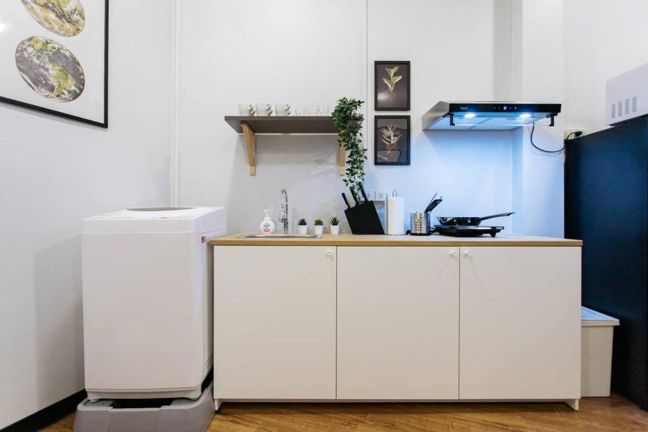 U3 Large 2 Bedroom Full kitchen near BTS Udomsuk Bangkok Eksteriør bilde